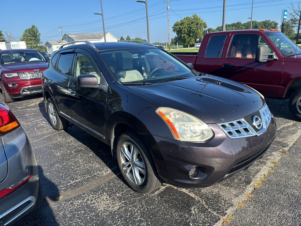 Used 2012 Nissan Rogue SV