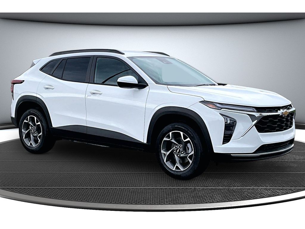 2026 Chevrolet Trax LT - Photo 16