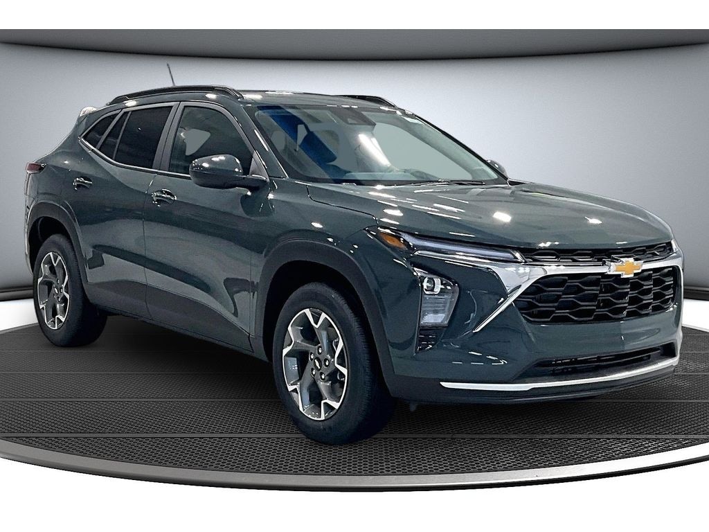 New 2026 Chevrolet Trax LT SUV