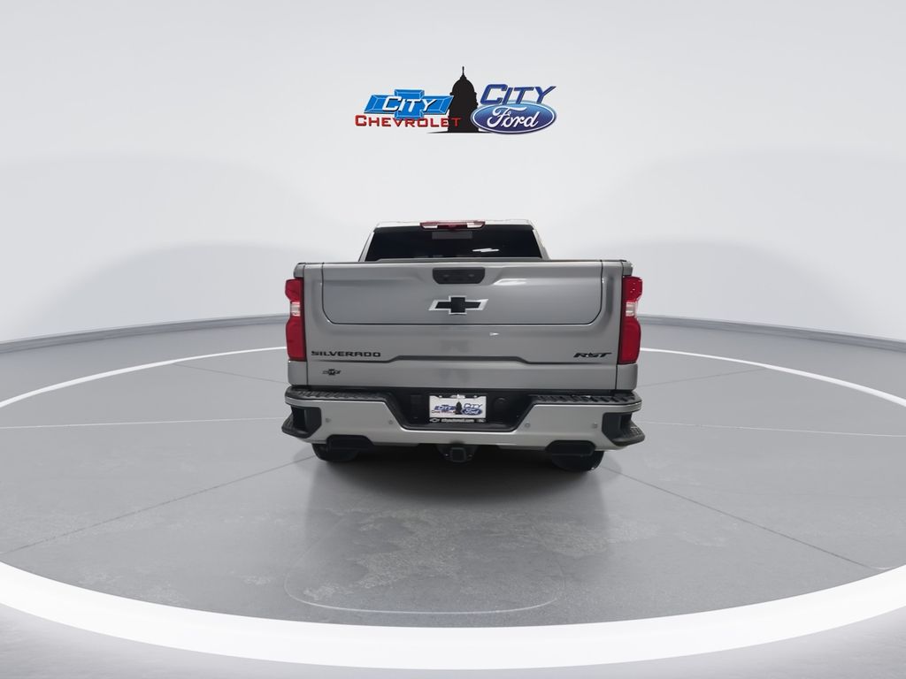 2026 Chevrolet Silverado 1500 RST photo 2