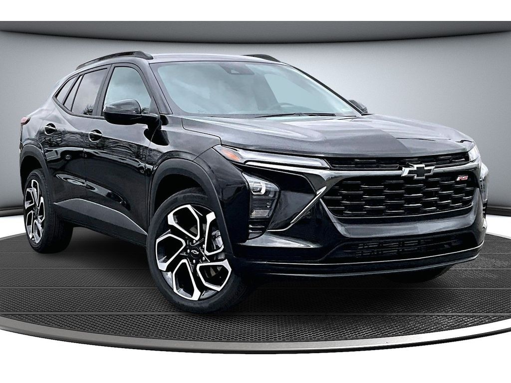 Used 2025 Chevrolet Trax 2RS SUV