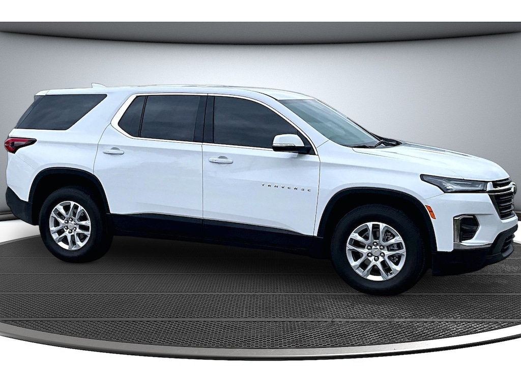 Used 2024 Chevrolet Traverse Limited LS SUV