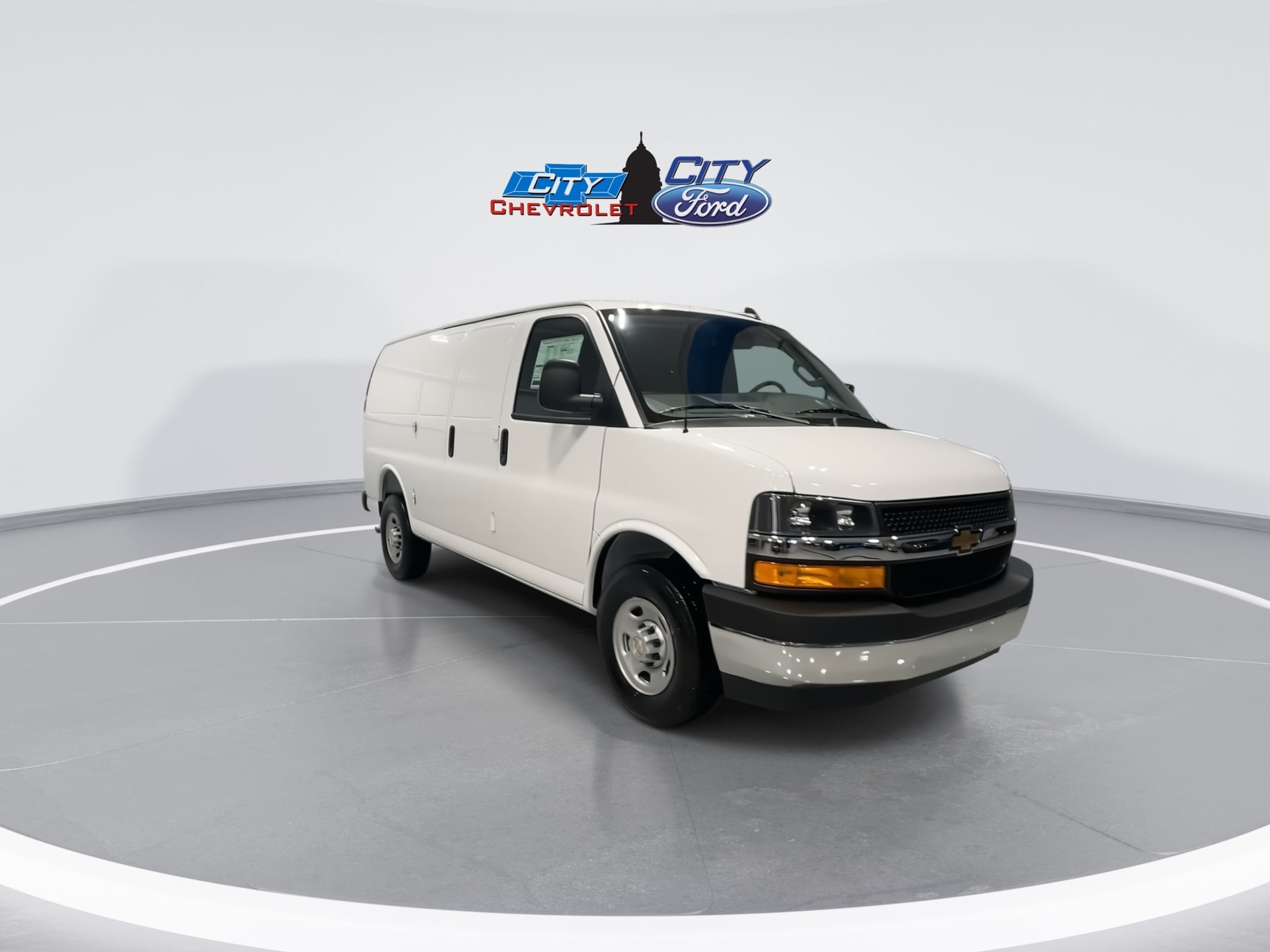 2025 Chevrolet Express Cargo Work Van - Photo 40