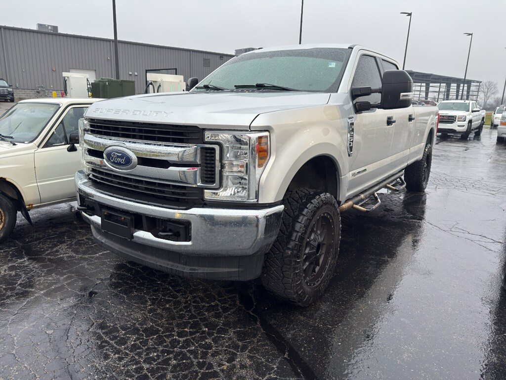 2018 Ford F-250 XLT photo 3