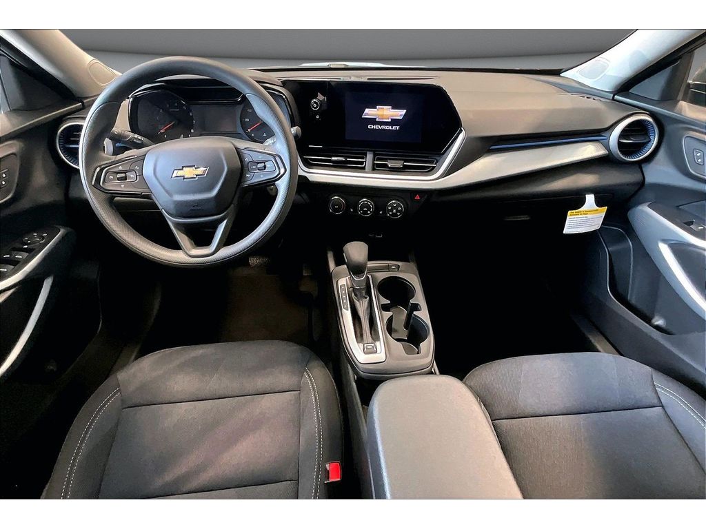 2026 Chevrolet Trax LS - Photo 6