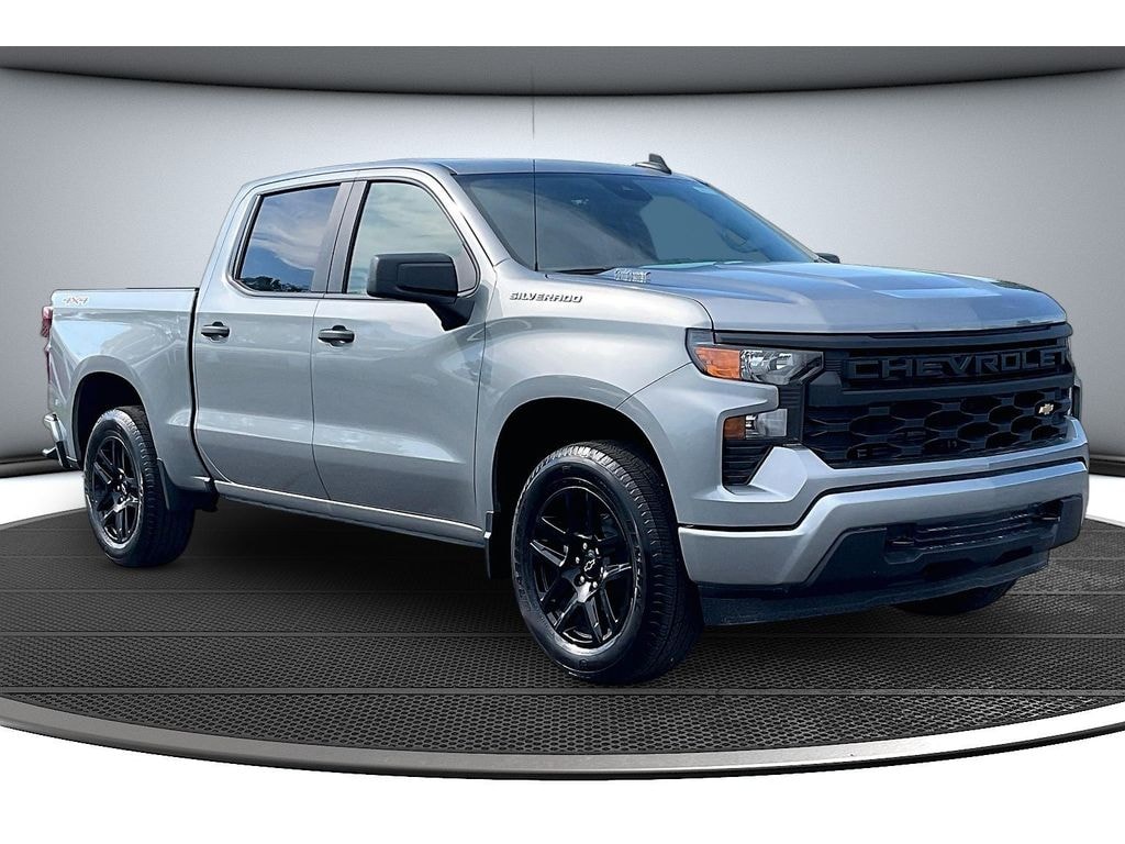 New 2026 Chevrolet Silverado 1500 Custom Truck