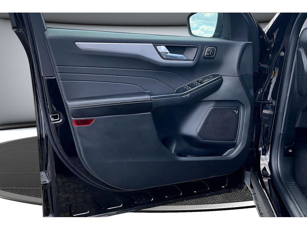 2025 Ford Escape Plug-in hybrid PHEV - Photo 24