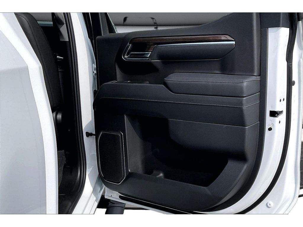 2026 Chevrolet Silverado 1500 RST - Photo 46