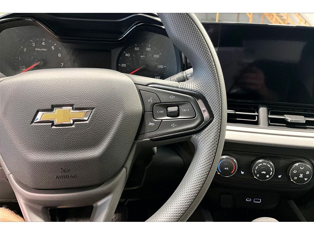 2026 Chevrolet Trax LS - Photo 26