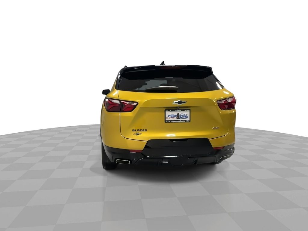 2022 Chevrolet Blazer RS photo 3