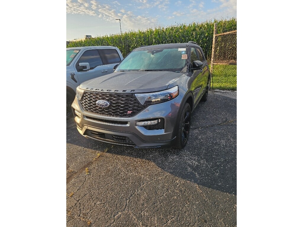 Used 2024 Ford Explorer ST-Line SUV