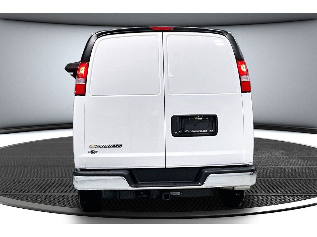 2026 Chevrolet Express Cargo Work Van - Photo 6