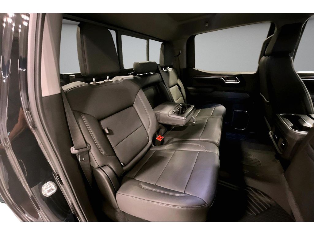 2026 Chevrolet Silverado 1500 RST - Photo 40