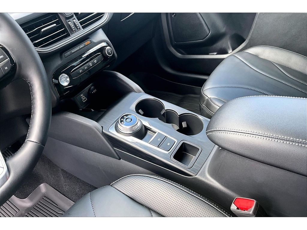 2025 Ford Escape Plug-in hybrid PHEV - Photo 19