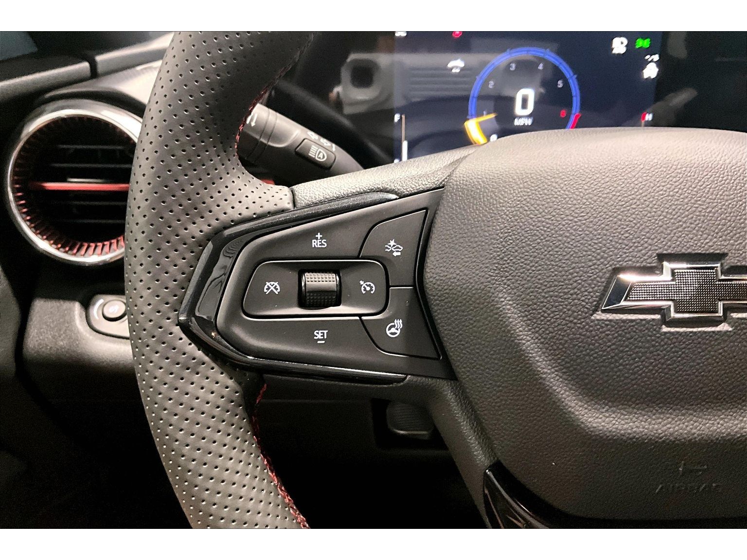 2026 Chevrolet Trax RS - Photo 25