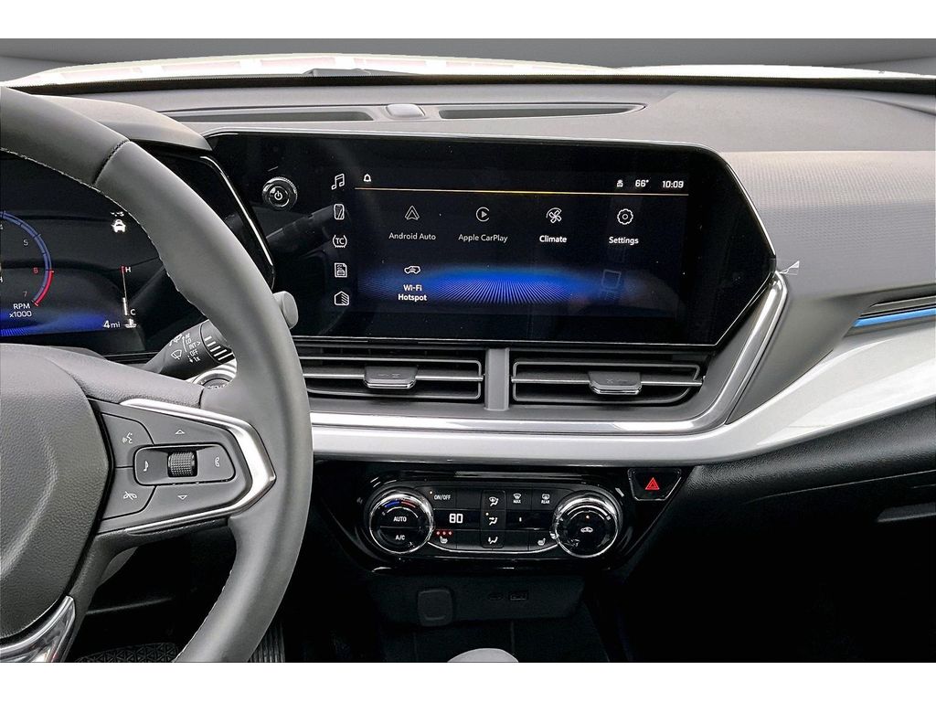 2026 Chevrolet Trax LT - Photo 8