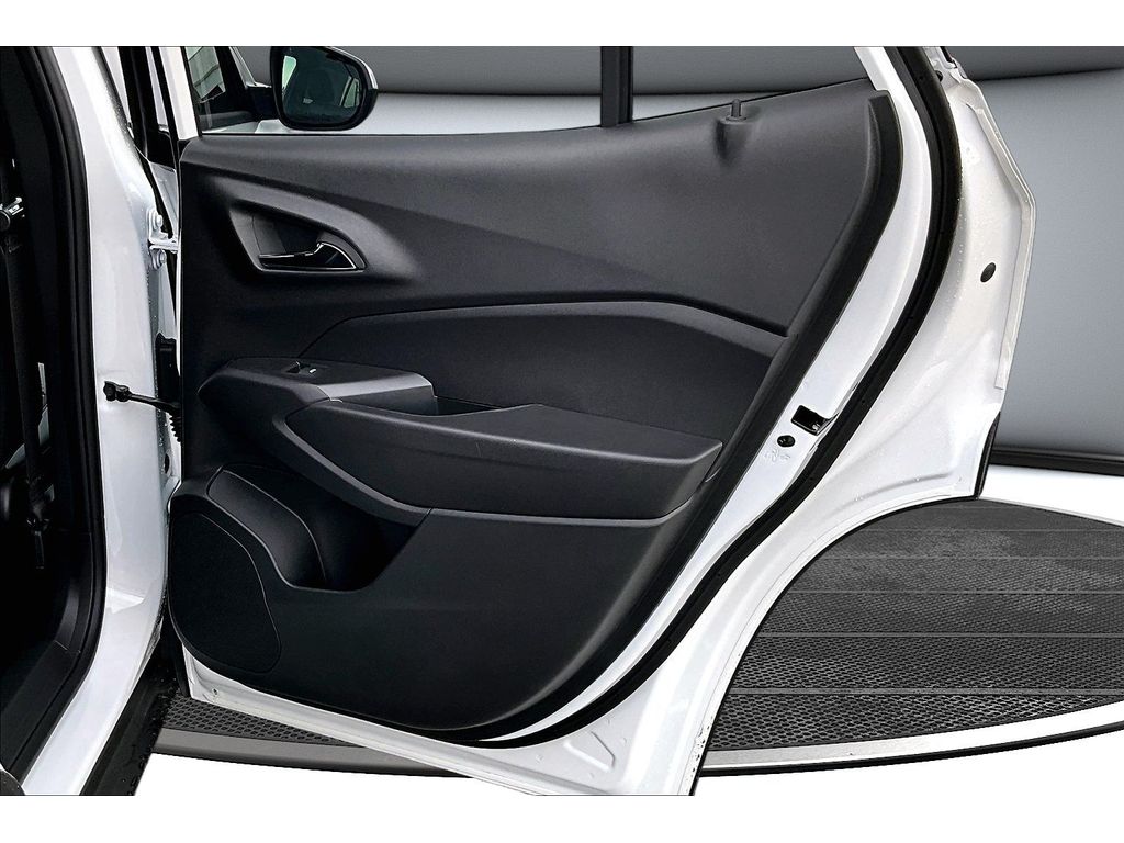 2026 Chevrolet Trax LT - Photo 44