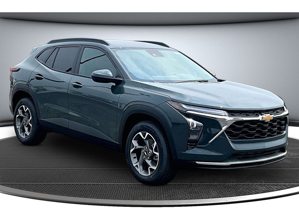 New 2026 Chevrolet Trax LT SUV