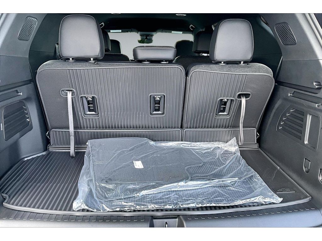 2026 Chevrolet Traverse LT - Photo 43