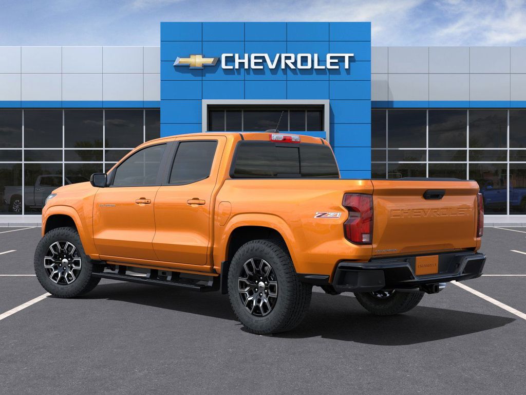 2025 Chevrolet Colorado Z71 photo 3