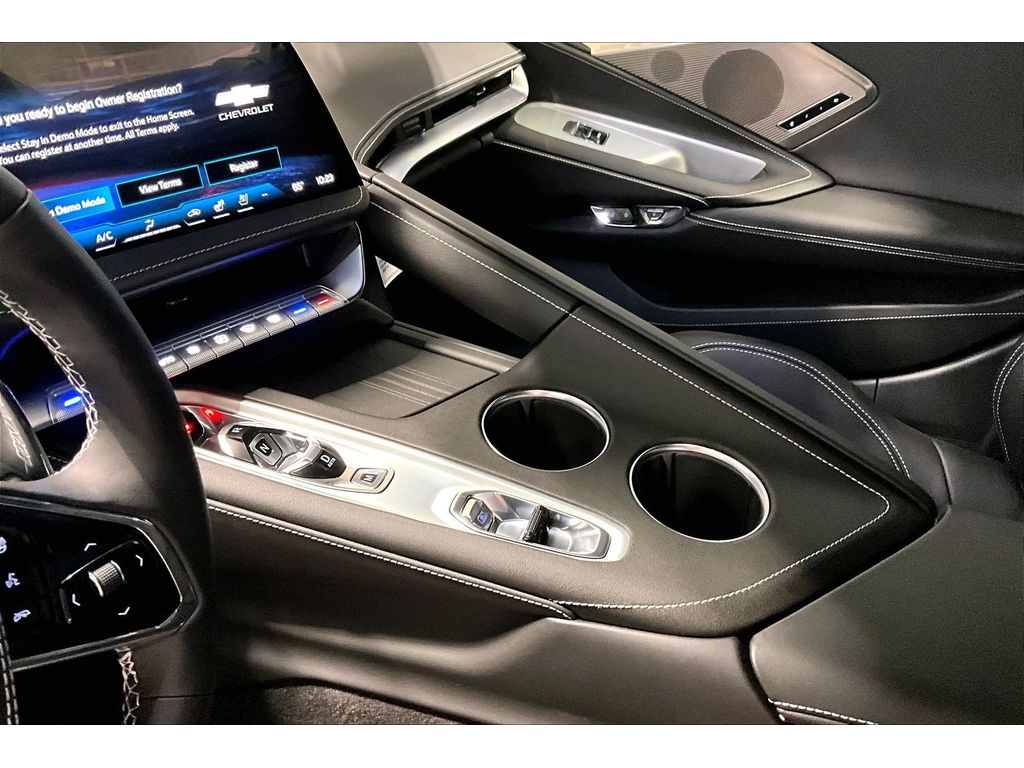 2026 Chevrolet Corvette 2LT - Photo 11