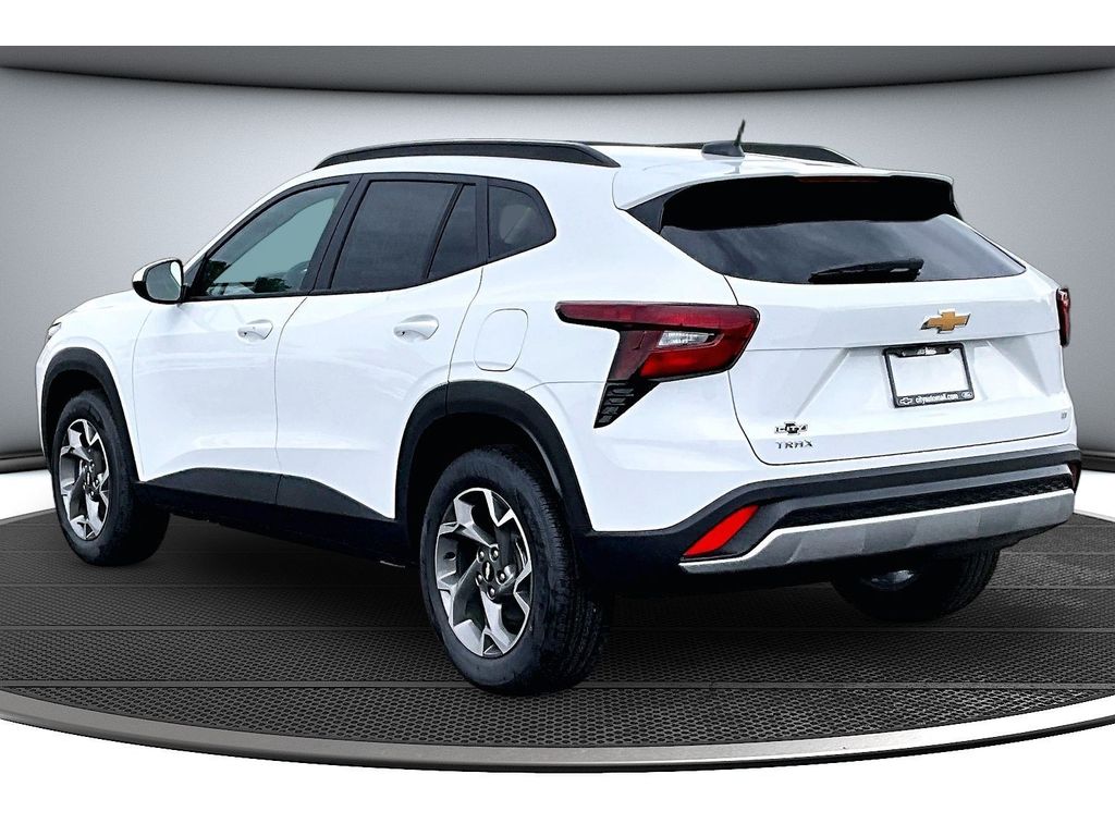 2026 Chevrolet Trax LT - Photo 22