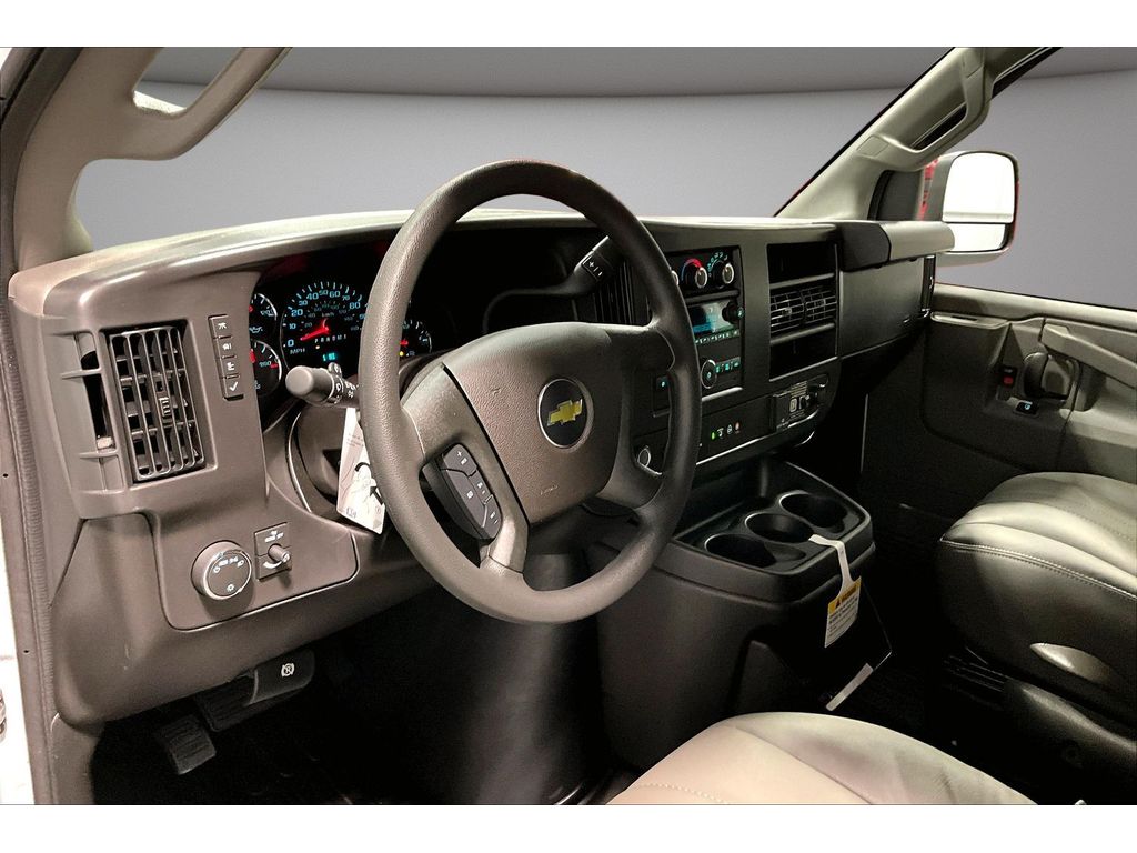 2026 Chevrolet Express Cargo Work Van - Photo 9
