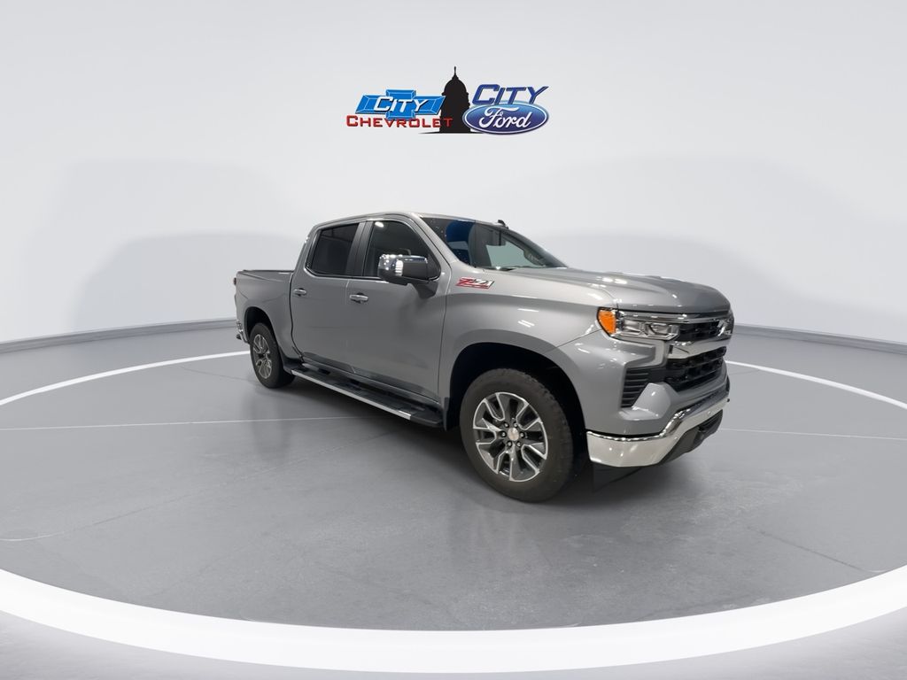 2026 Chevrolet Silverado 1500 LT photo 2