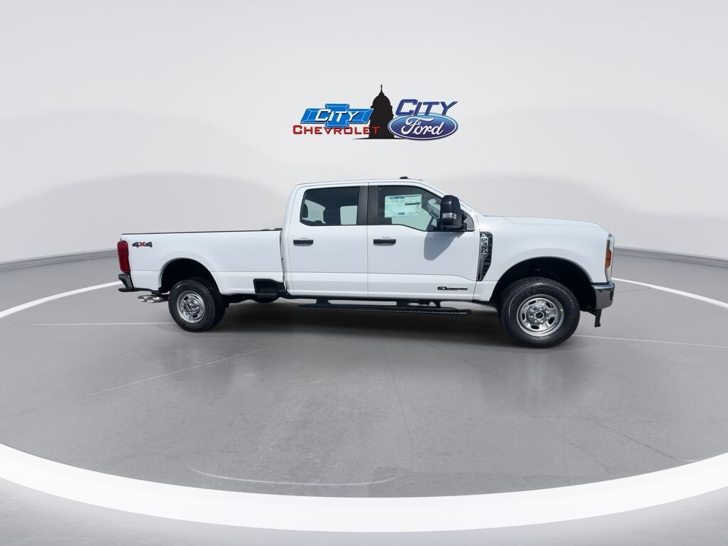 New 2026 Ford F-350 XL Crew Cab
