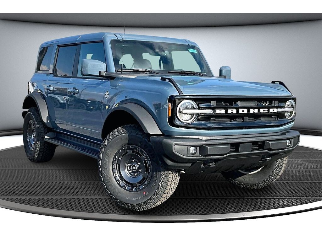 New 2025 Ford Bronco Outer Banks Sport Utility