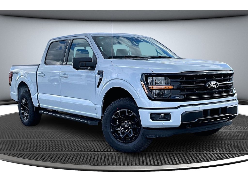 New 2025 Ford F-150 XLT Crew Cab