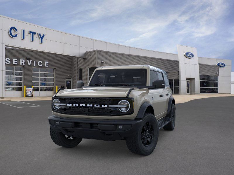 2025 Ford Bronco Outer Banks photo 2
