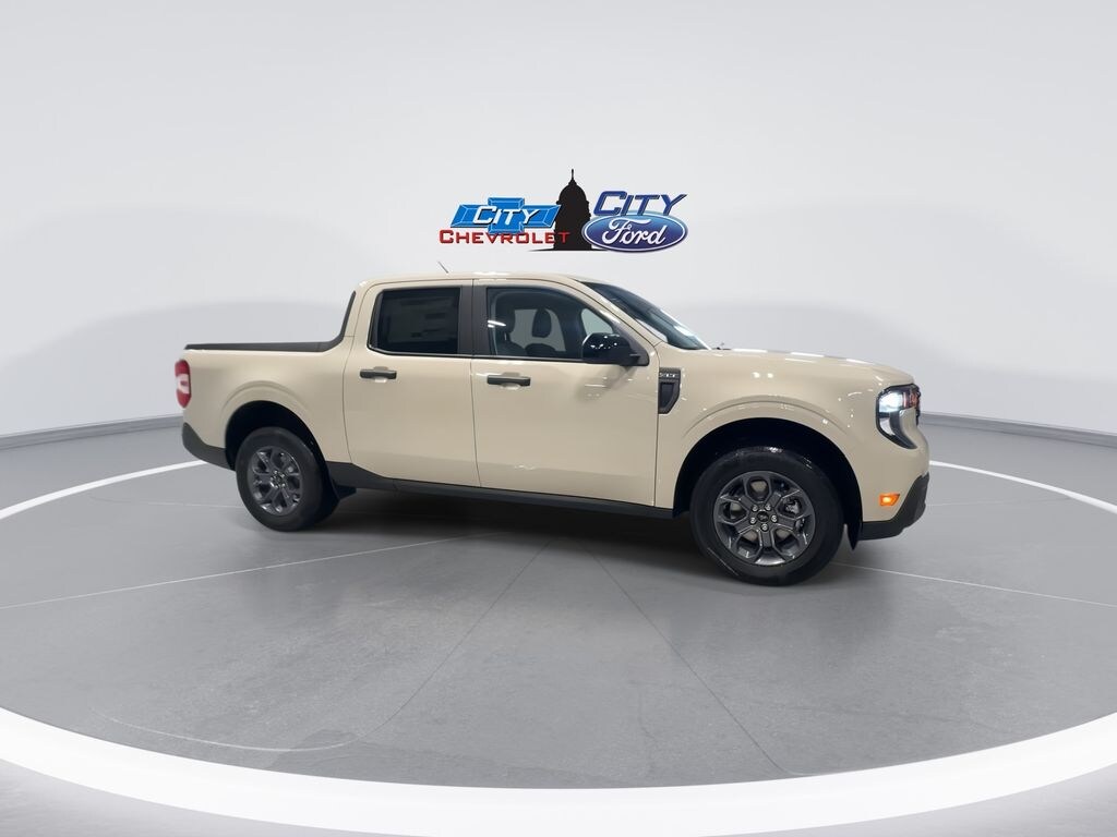 New 2025 Ford Maverick XLT SuperCrew
