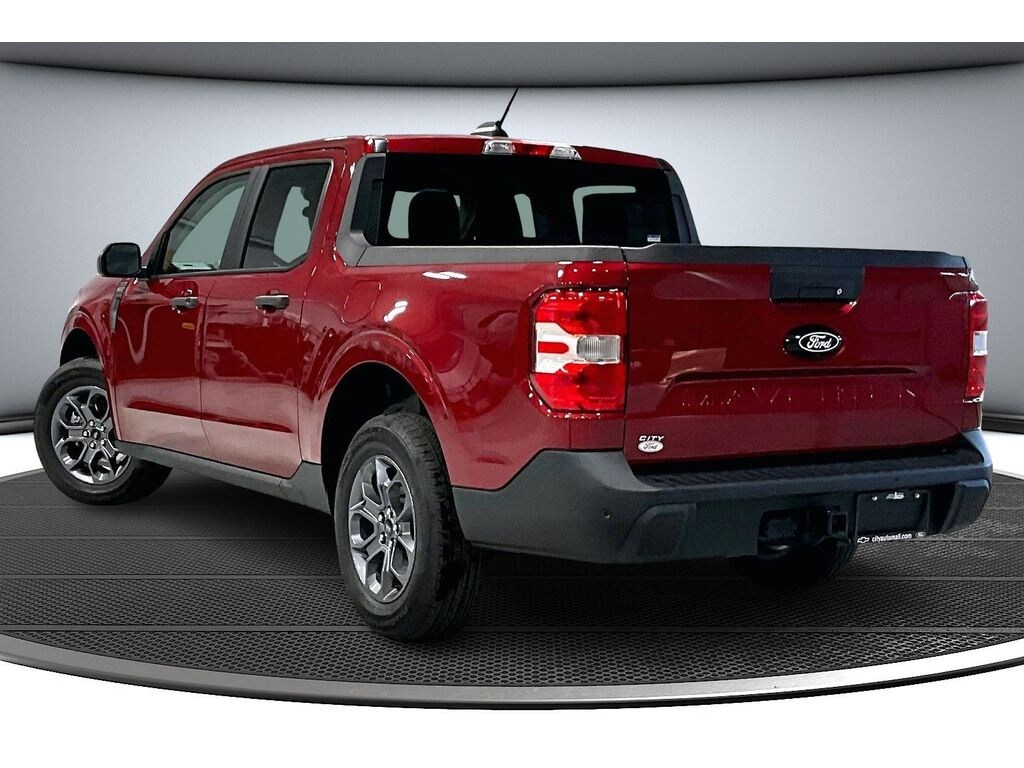 New 2025 Ford Maverick XLT SuperCrew