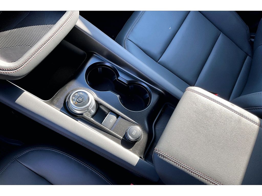 2026 Ford Explorer Active - Photo 11