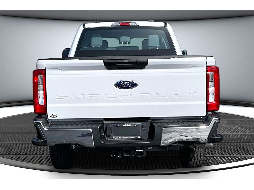 New 2026 Ford F-350 XL Crew Cab