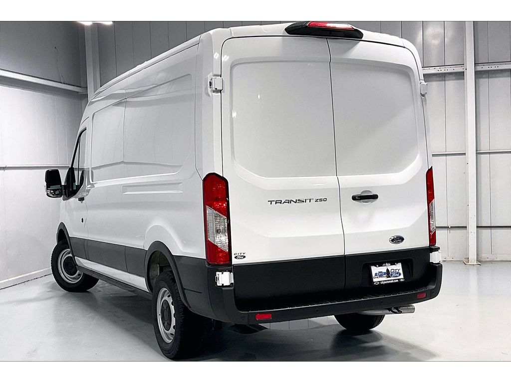 2025 Ford Transit Cargo Van photo 3