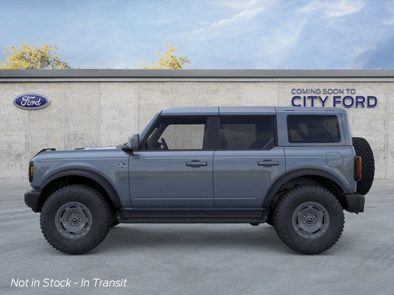2025 Ford Bronco Outer Banks photo 3