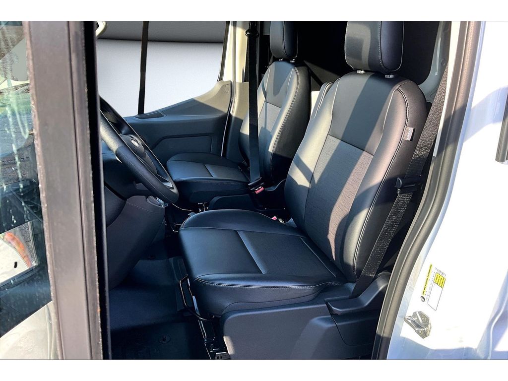 2026 Ford Transit Van Base - Photo 12