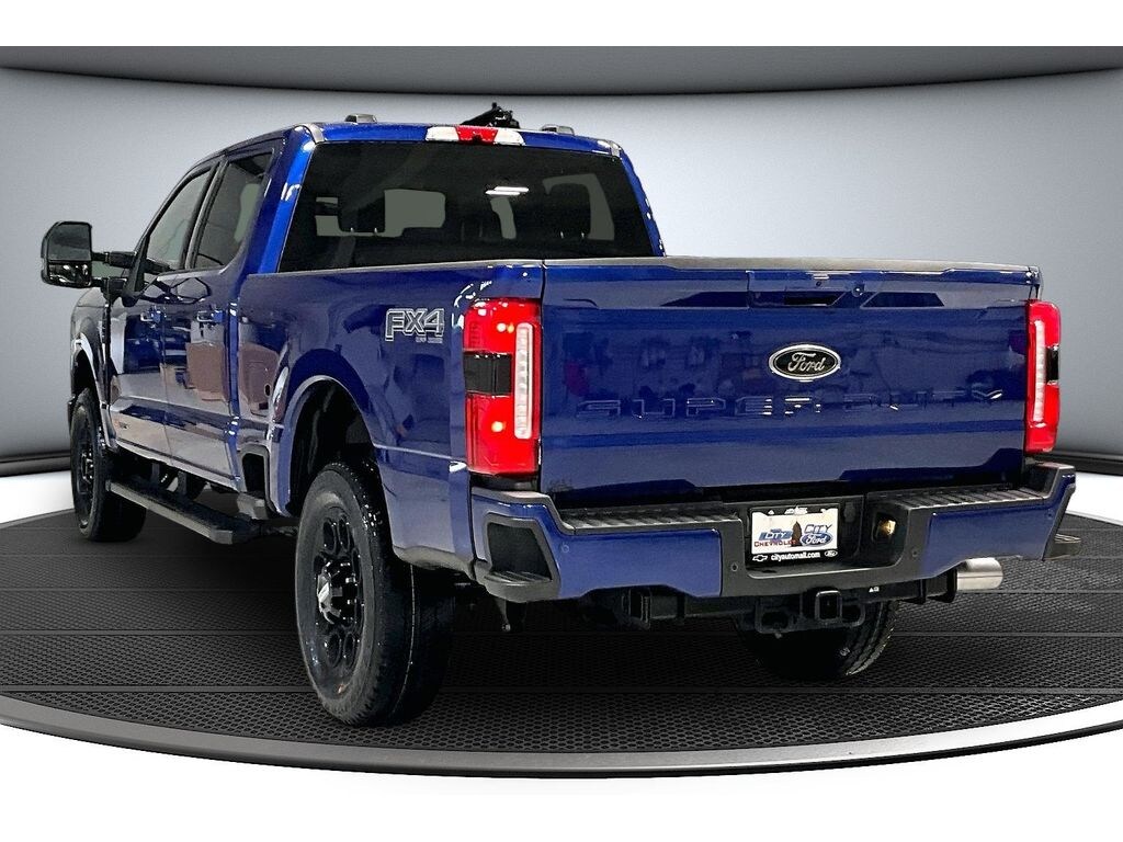 New 2026 Ford F-250 Lariat Crew Cab