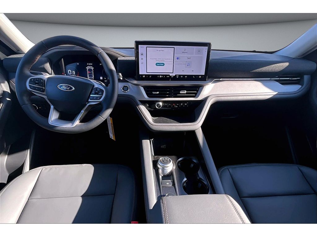2026 Ford Explorer Active - Photo 8