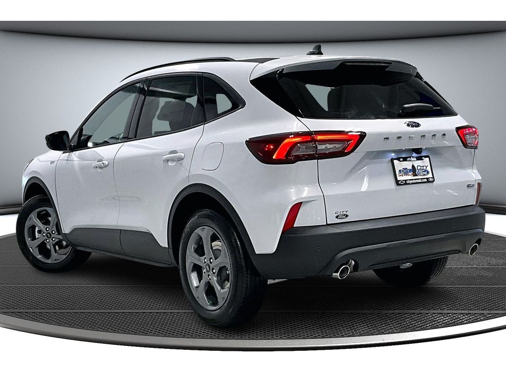 2026 Ford Escape ST-Line Select photo 2