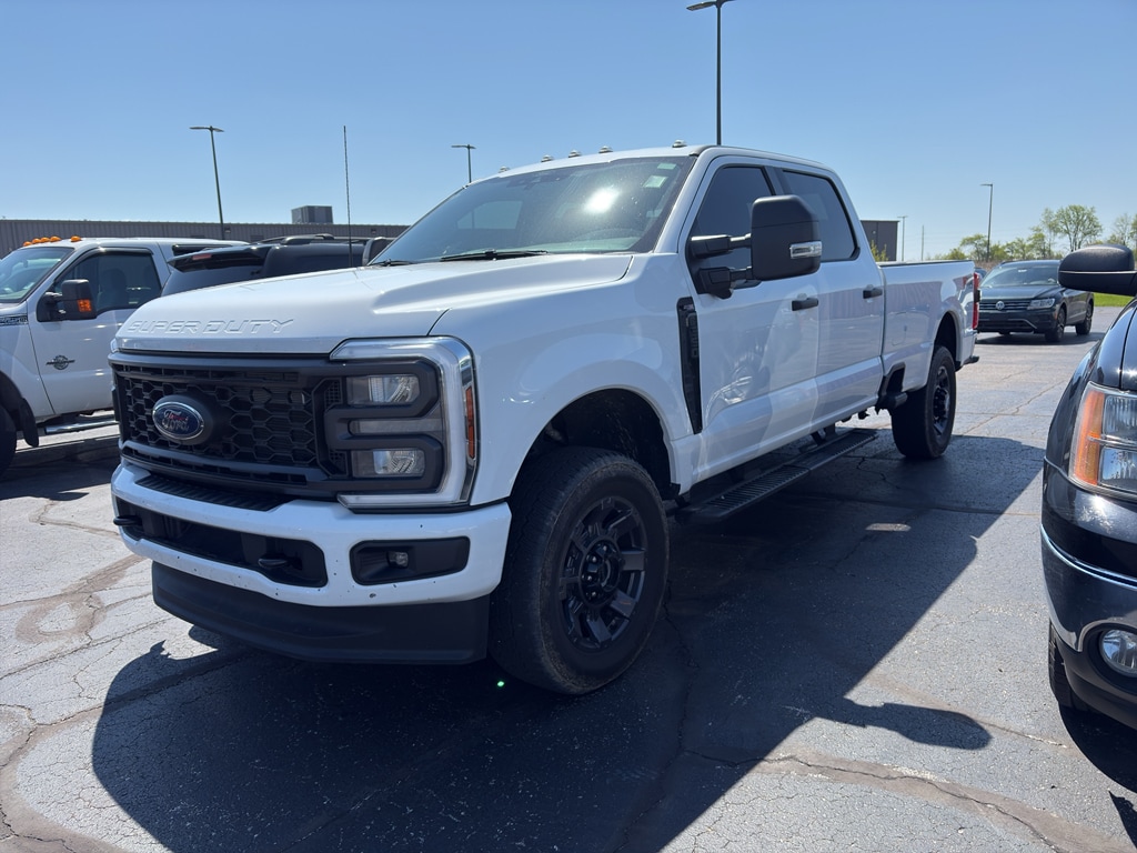 Used 2024 Ford F-350 Super Duty XL Crew Cab