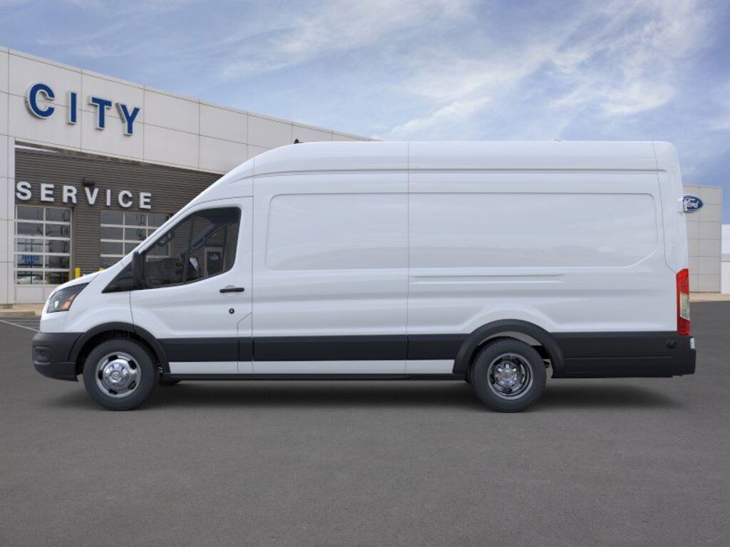 New 2026 Ford Transit Van Base Extended Cargo Van