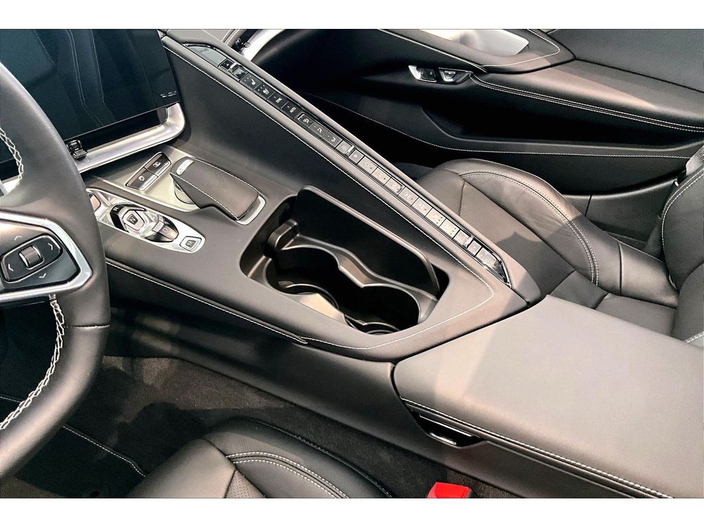 2023 Chevrolet Corvette 2LT - Photo 19
