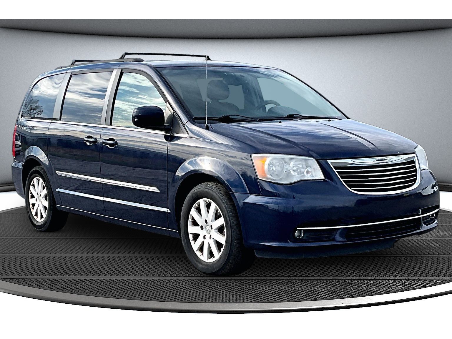Used 2014 Chrysler Town & Country Touring Passenger Van