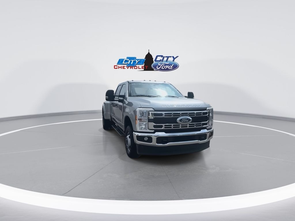 Certified 2024 Ford F-350 Super Duty XLT Crew Cab