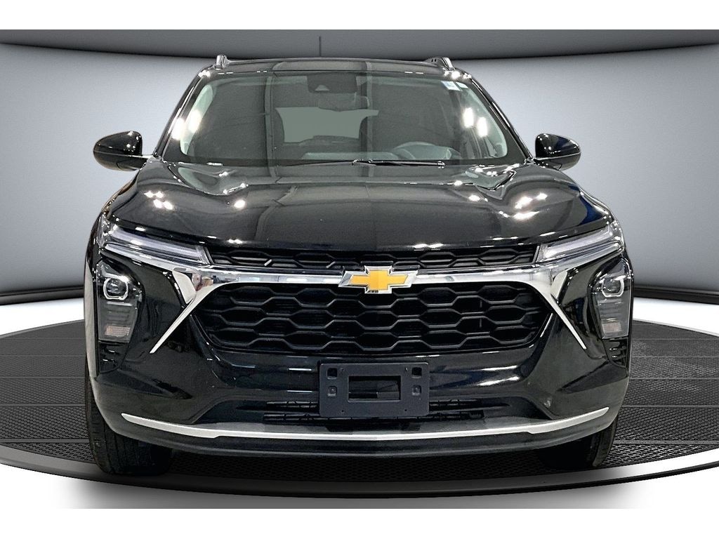 Used 2025 Chevrolet Trax LT Sport Utility