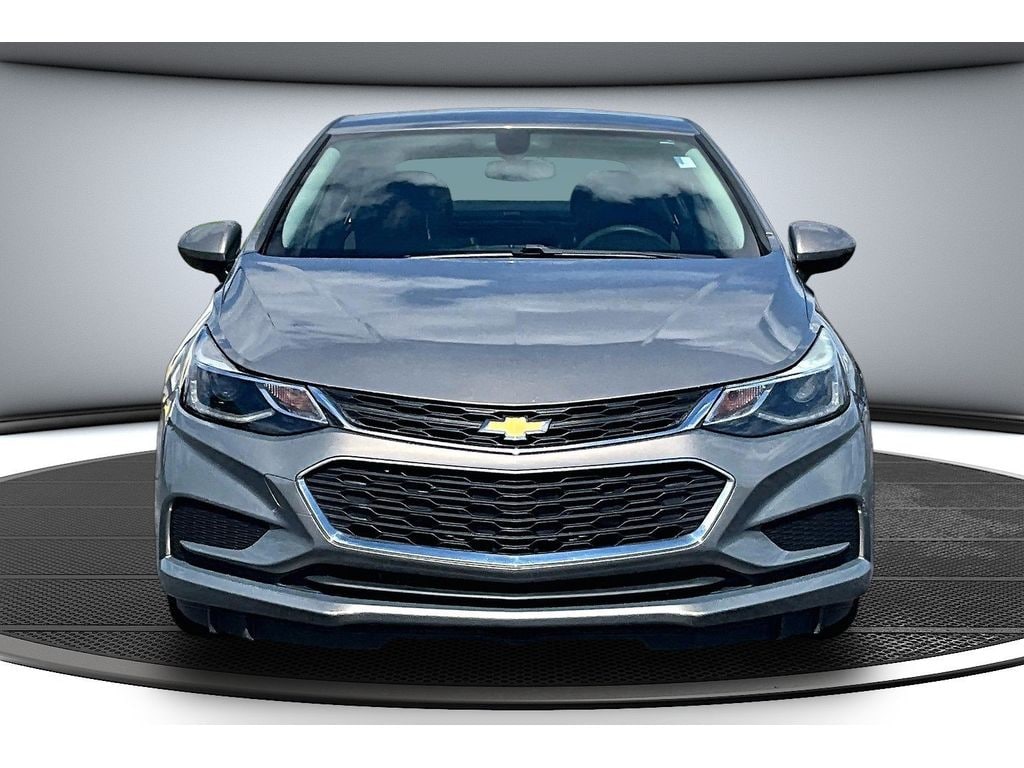Used 2018 Chevrolet Cruze LT Sedan