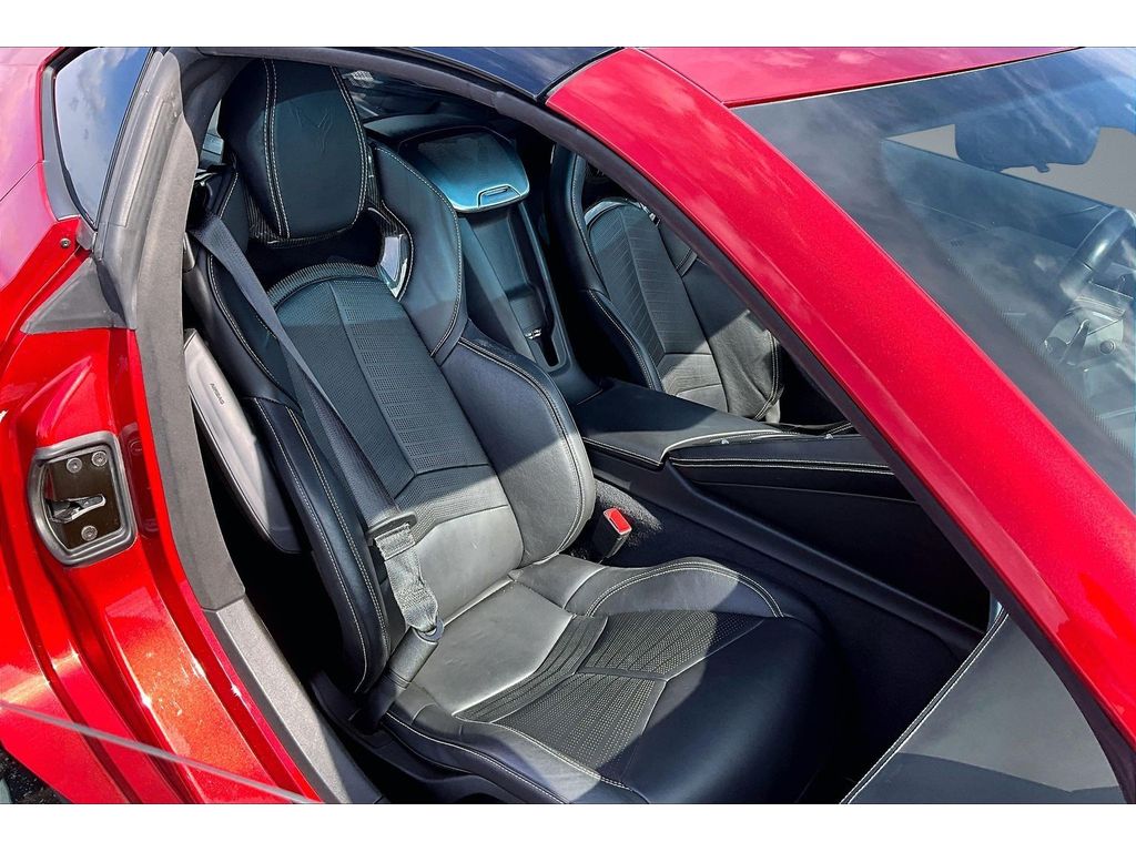 2021 Chevrolet Corvette 3LT - Photo 38